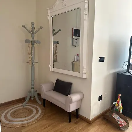 Luxury Center Apartment
